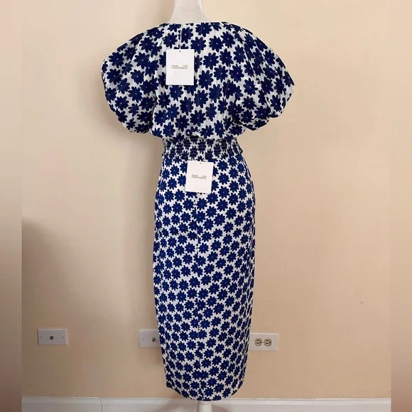 DIANE VON FURSTENBERG
Lucy Top and Pencil Skirt in Daisy Dots Large True Blue - Picture 2 of 12